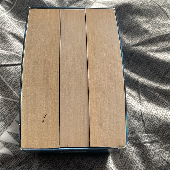 Lord of the Rings Trilogy soft cover box set - Picture 4 of 4